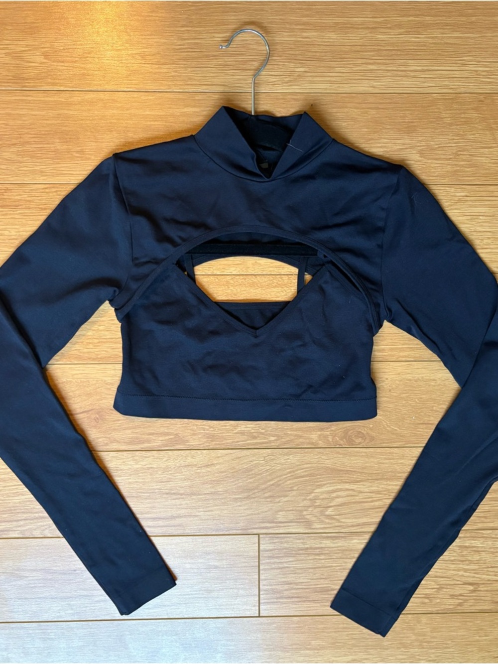 Body by Garage Black 2 Piece Cutout Crop Top Set P/S